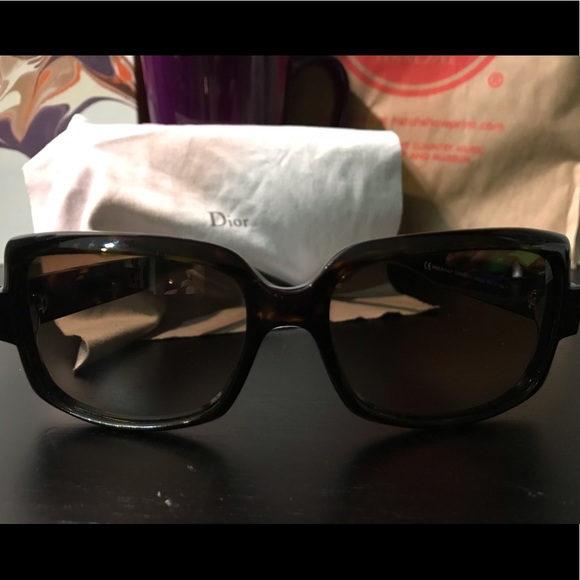 Dior 60’s 2 square tortoise sunglasses - Picture 2 of 12